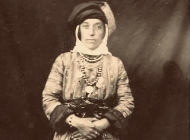 انجوم يامولكي